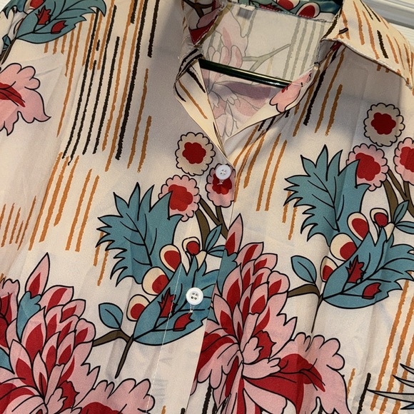 FLORAL PRINT BUTTONED COVER UP - Picture 5 of 5